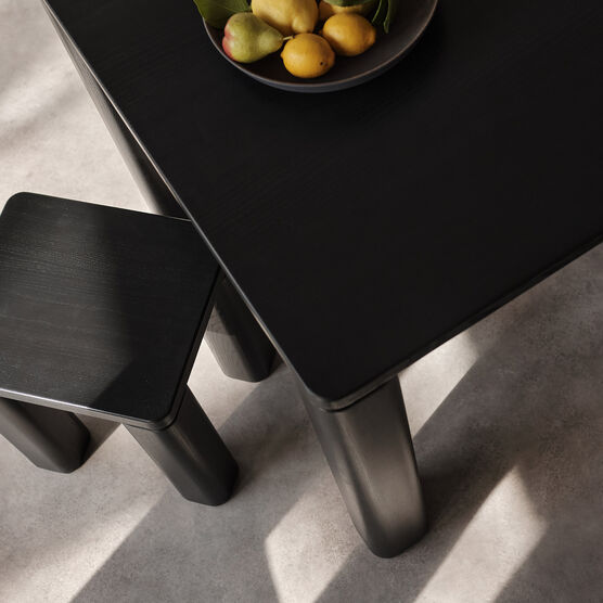 Corner Bar medium black satin ash table